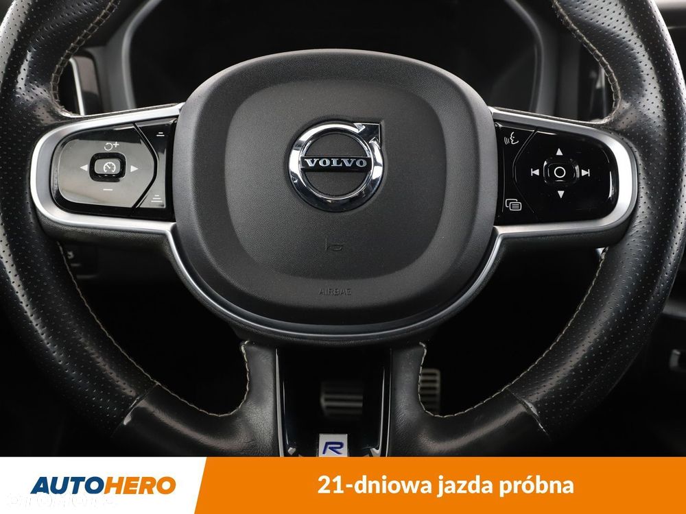 Volvo XC 60 D4 R-Design - 19
