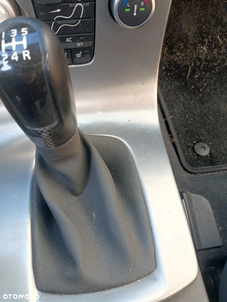 Volvo V50 1.6 Momentum - 17