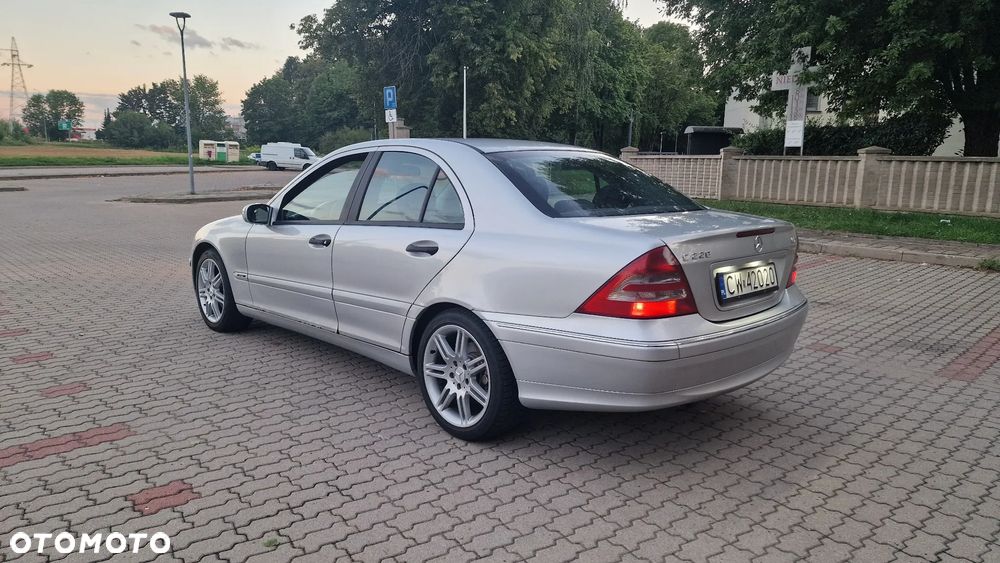 Mercedes-Benz Klasa C 220 CDI Classic - 1