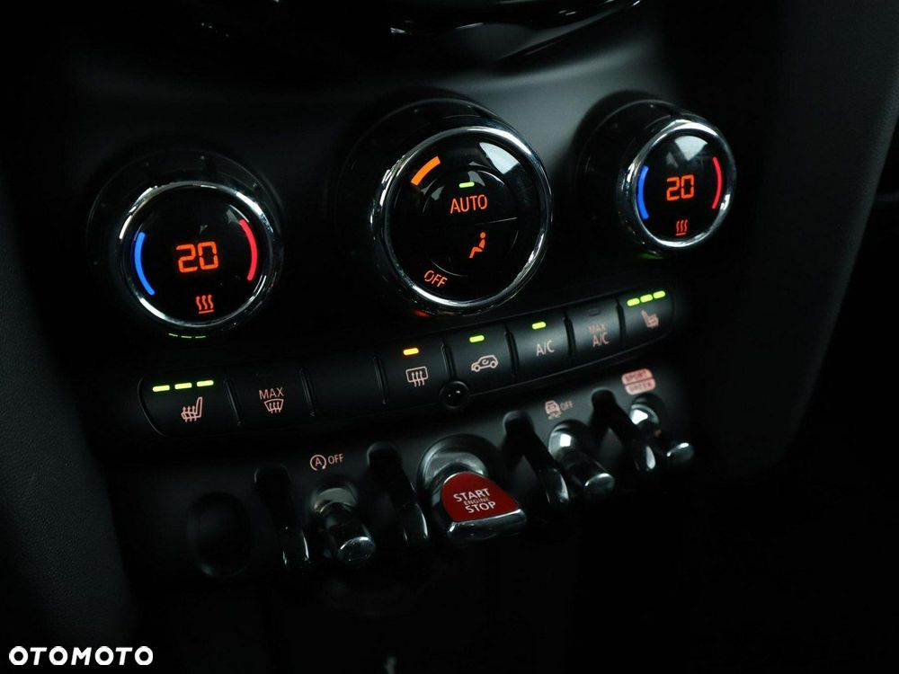 MINI Cooper Essential Trim - 27