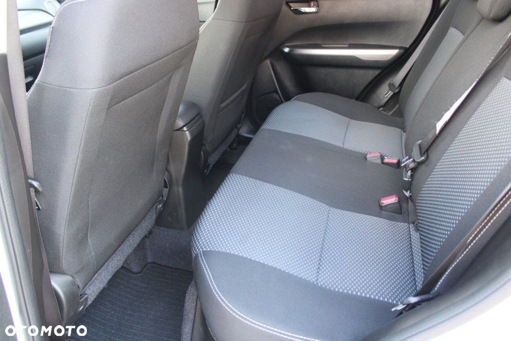 Suzuki Vitara - 18