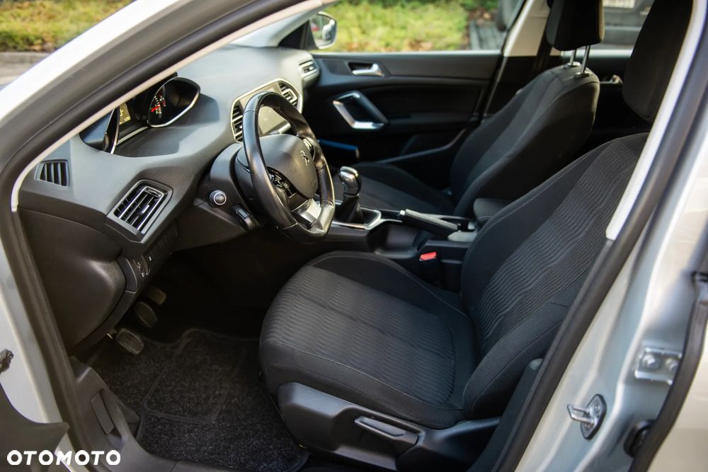 Peugeot 308 1.2 PureTech Access EU6 - 13