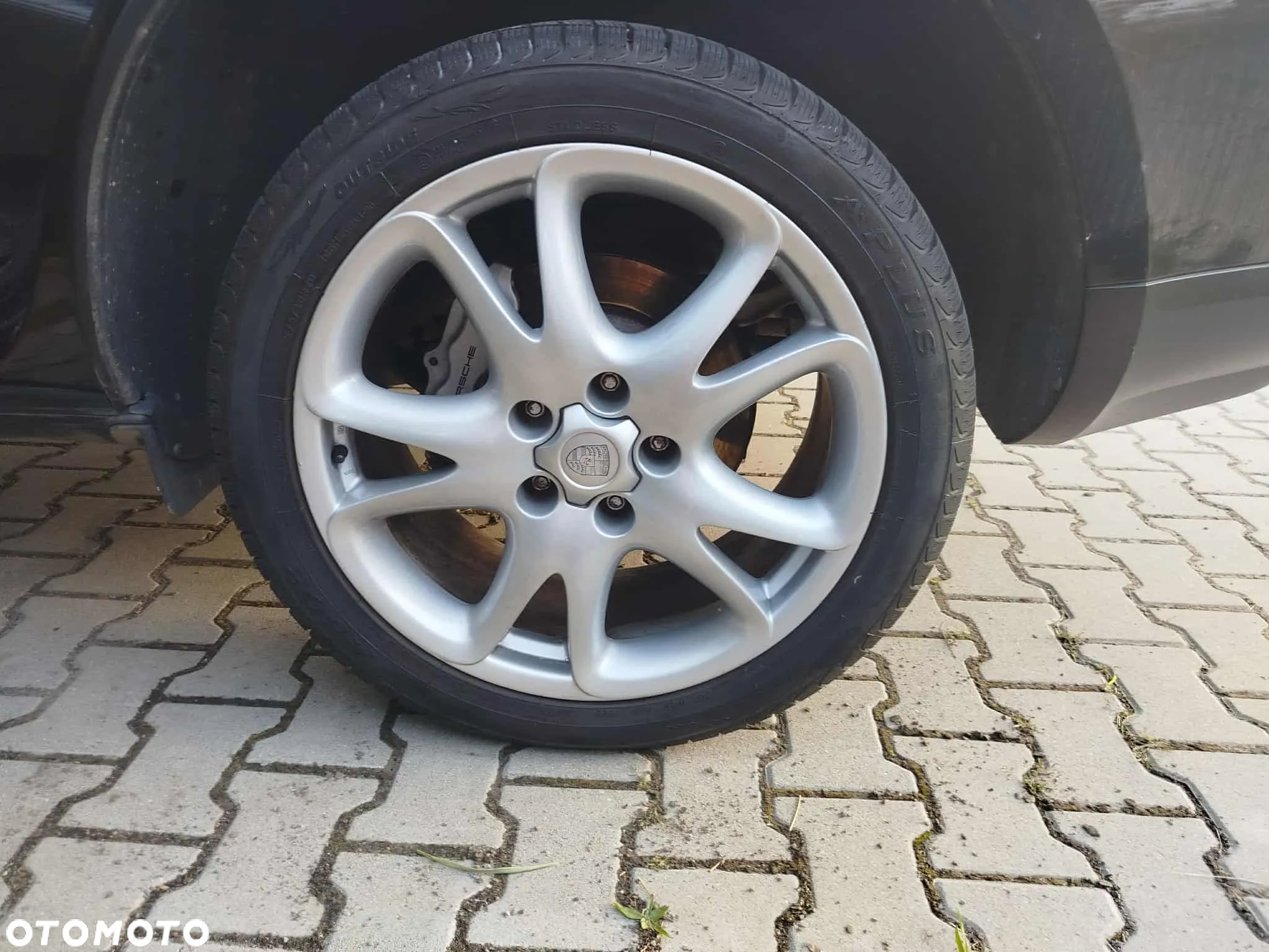 Porsche Cayenne - 8