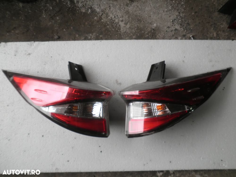 Stop stanga / dreapta Toyota Estima / Previa 2018 81560-28660 82550-28660 - 1