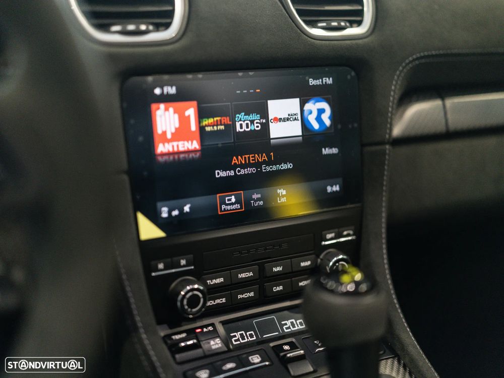 Porsche 718 Spyder - 45