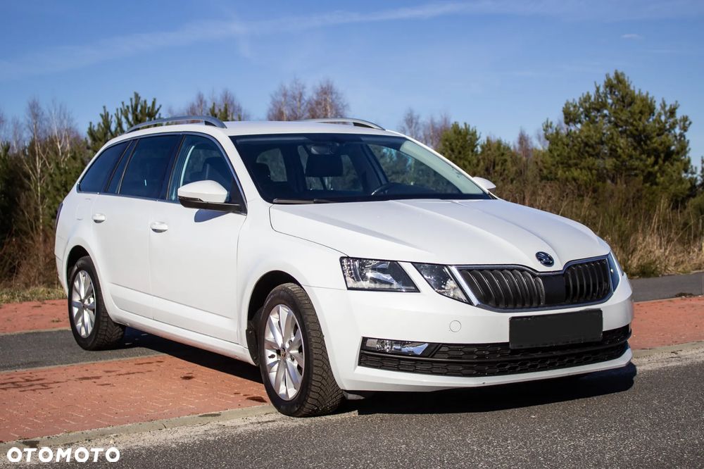 Skoda Octavia 1.6 TDI DSG Clever - 5