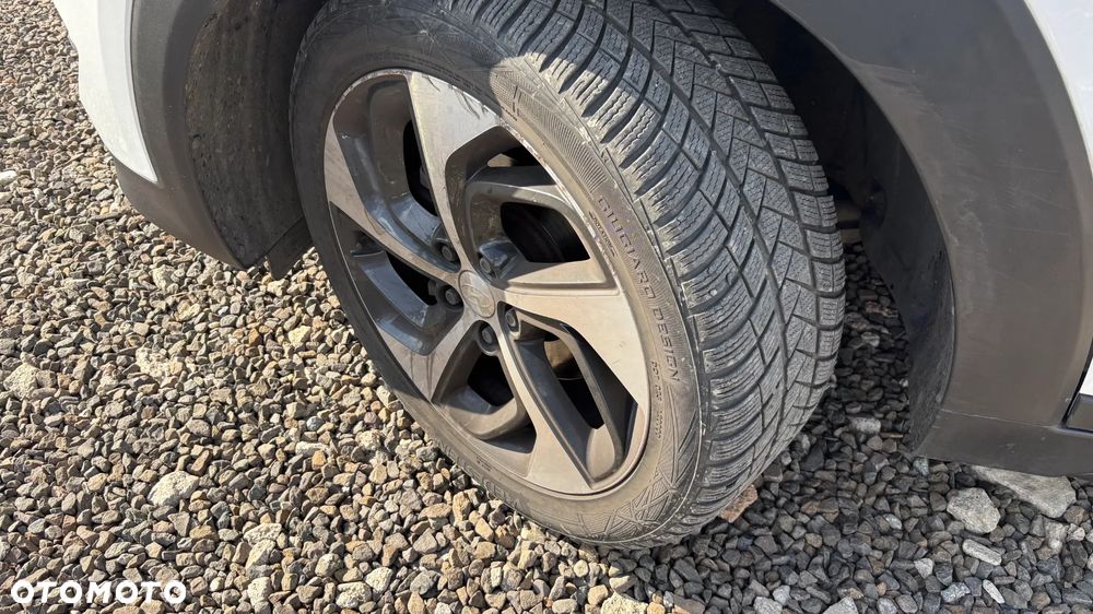Hyundai Tucson blue 1.7 CRDi 2WD Classic - 16