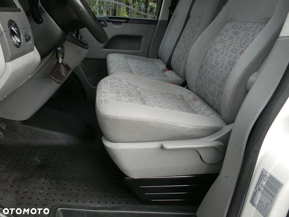 Volkswagen Transporter - 14