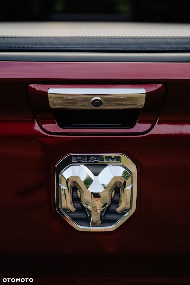 RAM 1500 5.7 eTorque Crew Cab Shortbed Longhorn Chrome - 14