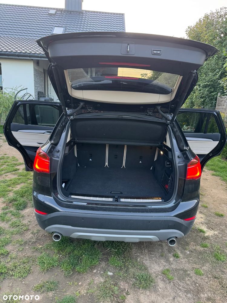 BMW X1 sDrive20i xLine - 19