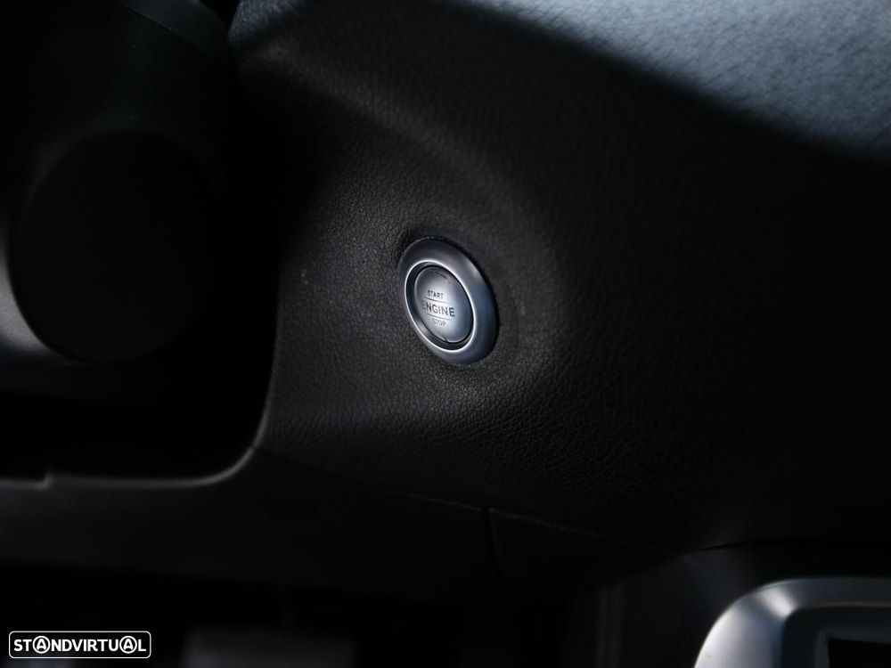 Mercedes-Benz X 350 Aut. POWER - 24