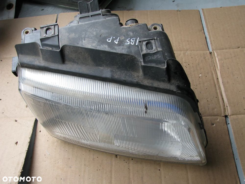 Audi A4 B5 lampa przednia prawa 8DO941004A - 6