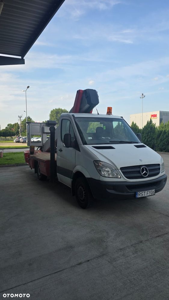 Mercedes-Benz Sprinter - 3