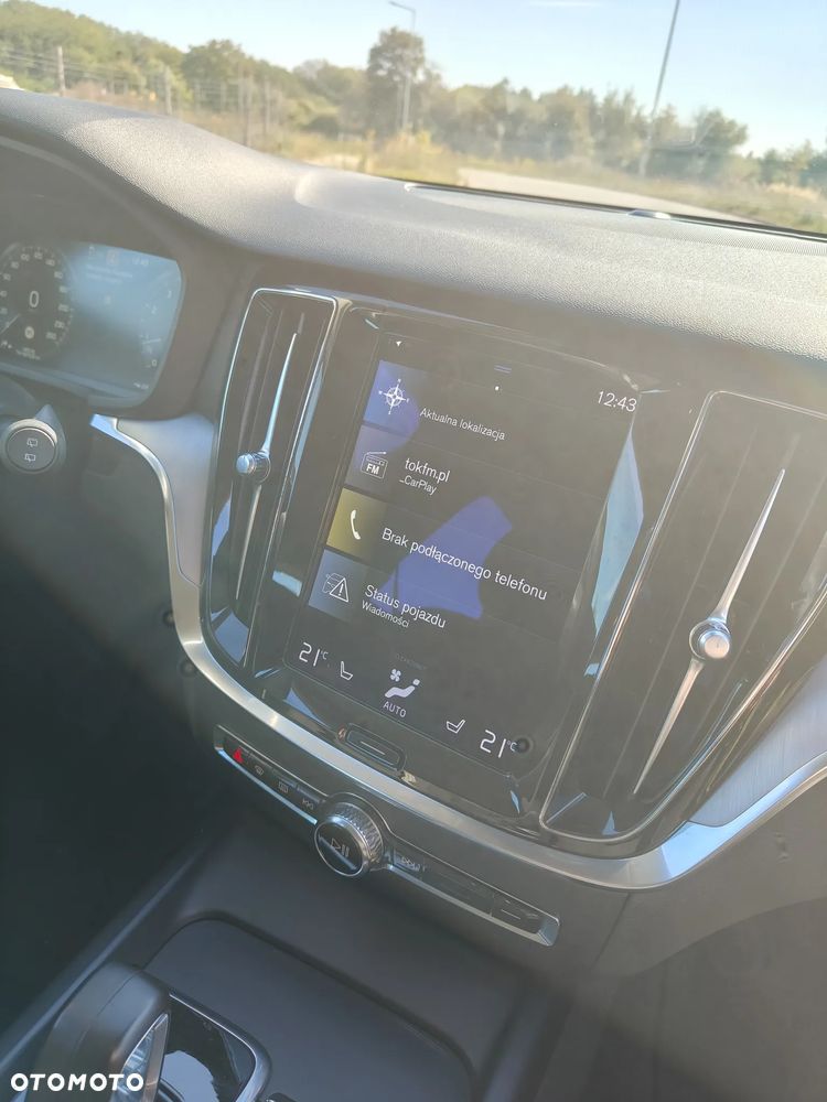 Volvo V60 B3 B DKG Momentum - 20