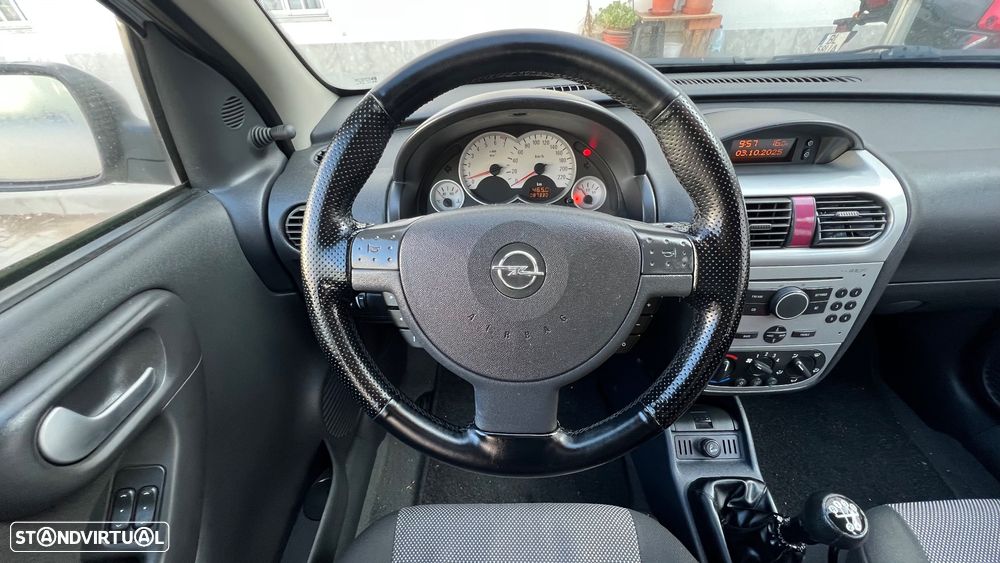Opel Corsa 1.2 Twinport Enjoy - 5
