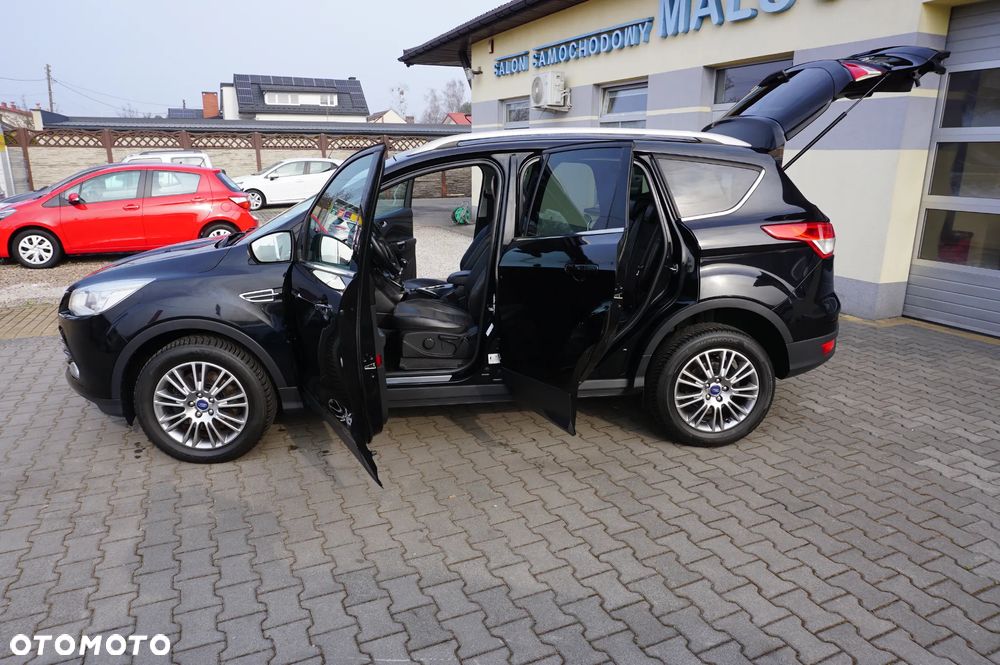 Ford Kuga 2.0 TDCi 2x4 Titanium - 16