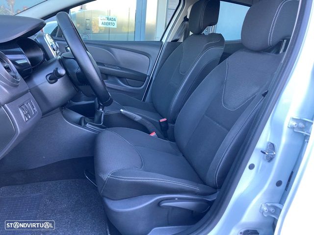 Renault Clio 1.5 dCi Zen - 24