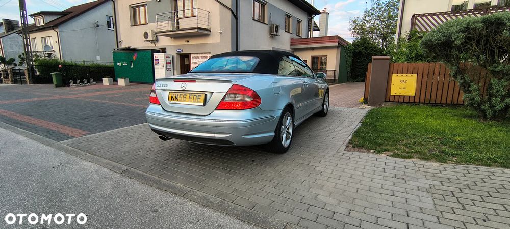 Mercedes-Benz CLK - 15