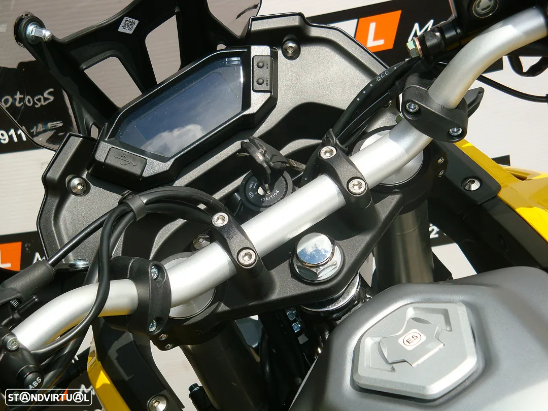 Voge 300 Rally - 8