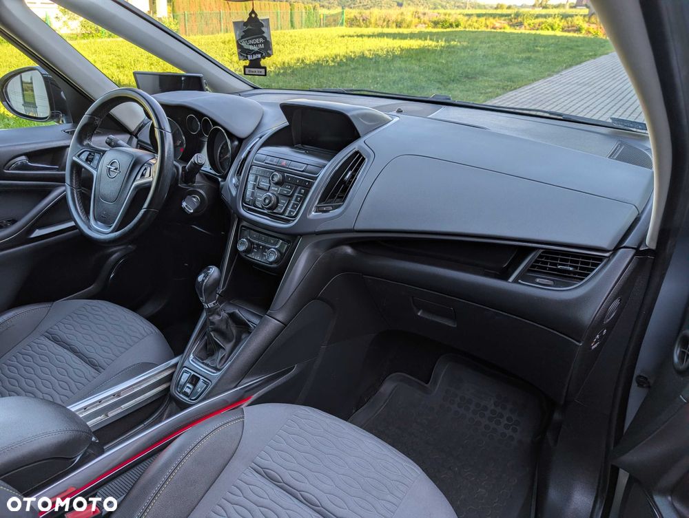 Opel Zafira - 8
