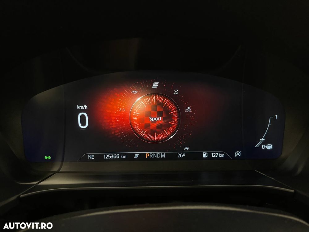 Ford Kuga 2.0 EcoBlue A8 AWD ST Line - 28