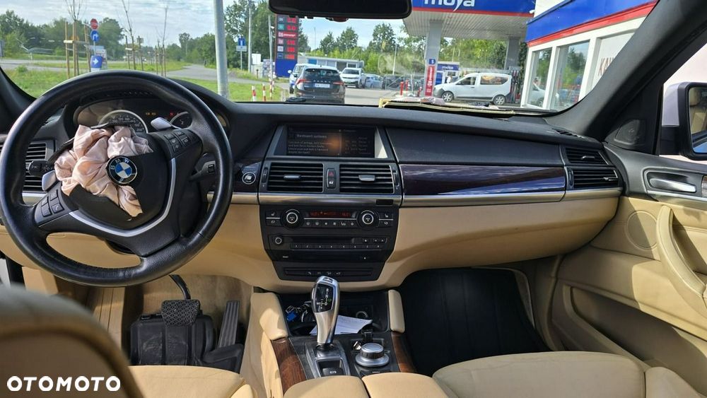 BMW X6 - 12
