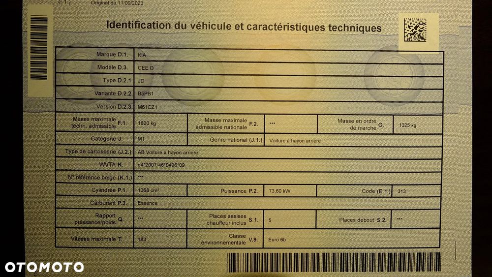 Kia Ceed - 36