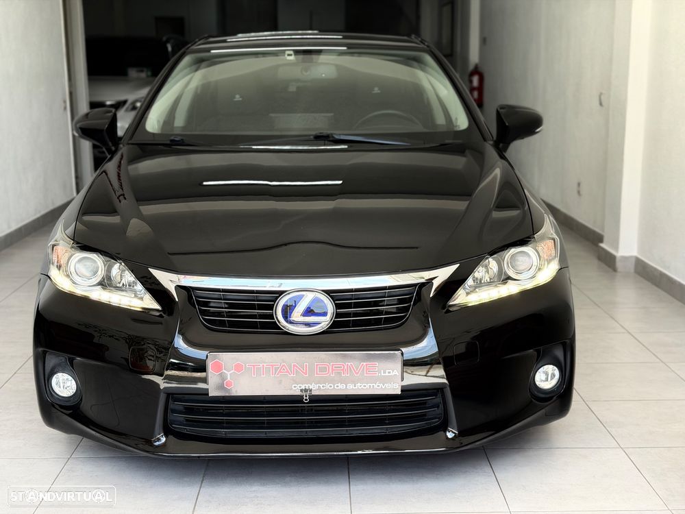 Lexus CT 200h 09 P.Dynamic - 8