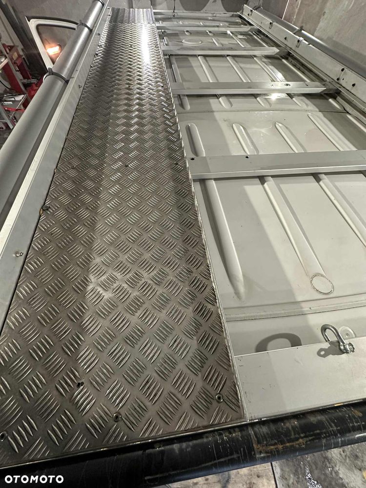 Volkswagen CRAFTER - 2