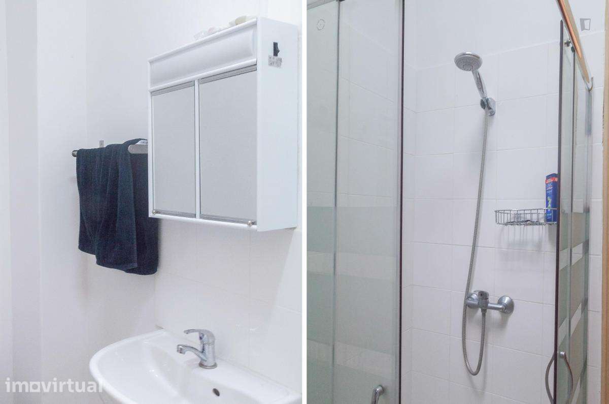 Quarto - localizado em Nevogilde Porto - Grande imagem: 2/31