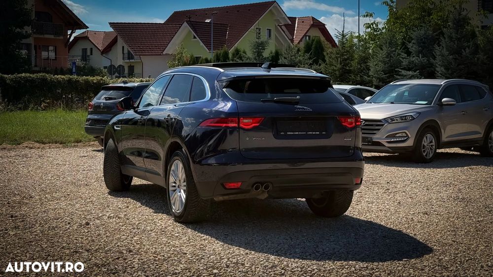 Jaguar F-Pace 20d AWD Aut. Portfolio - 13