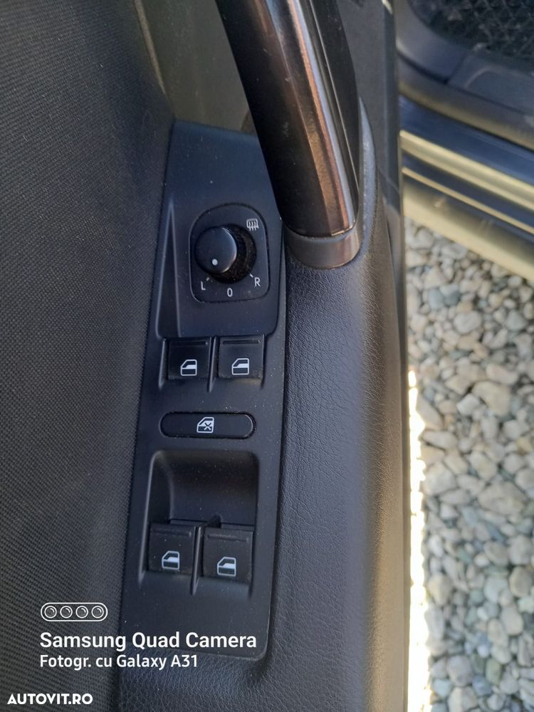 Volkswagen Passat 2.0 TDI Comfortline DPF DSG - 12