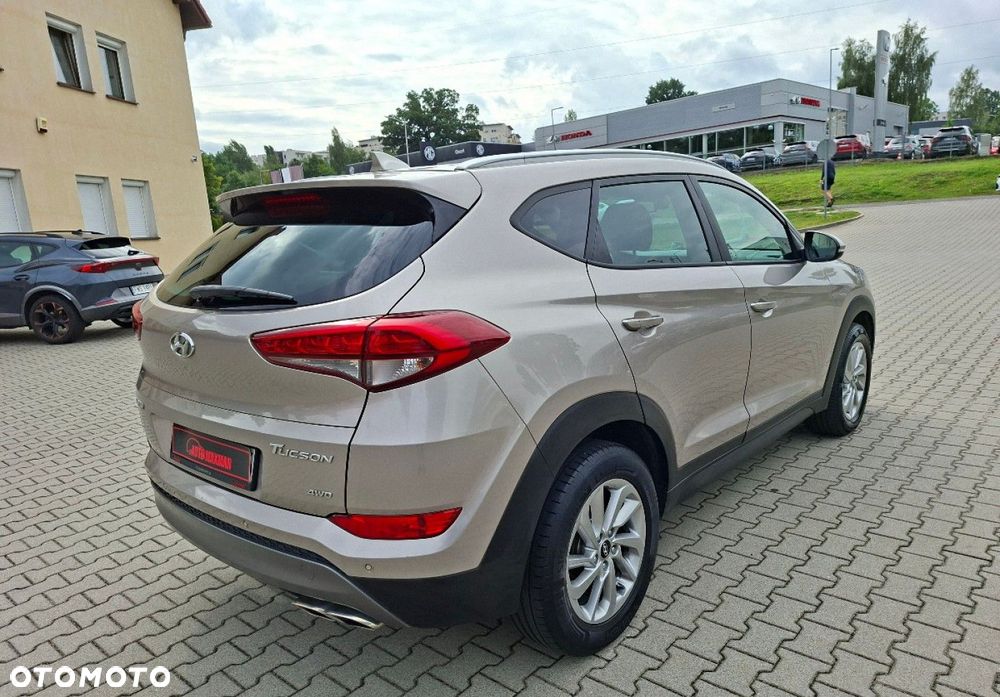 Hyundai Tucson - 9