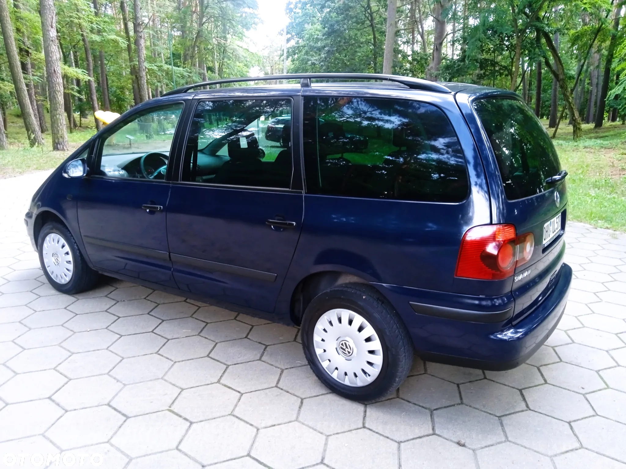 Volkswagen Sharan 1.9 TDI Basis - 3