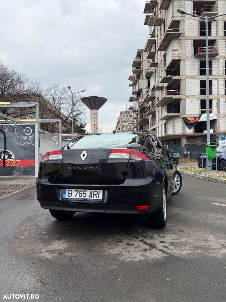 Renault Laguna dCi 110 FAP Sportway - 3