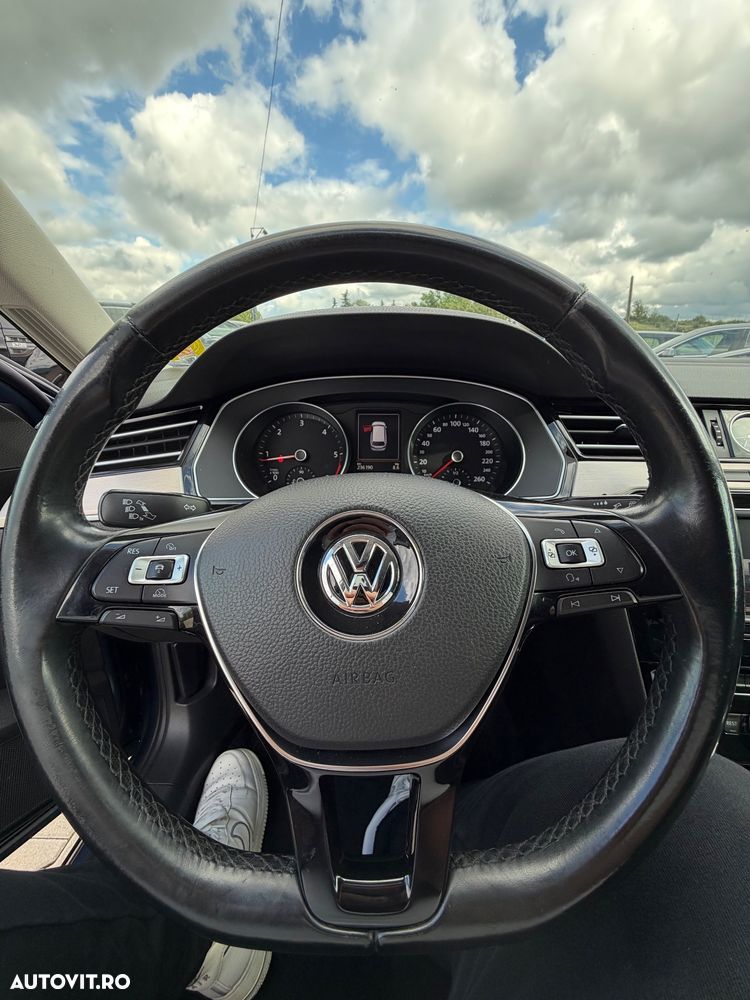Volkswagen Passat 2.0 Blue TDI SCR Highline - 7