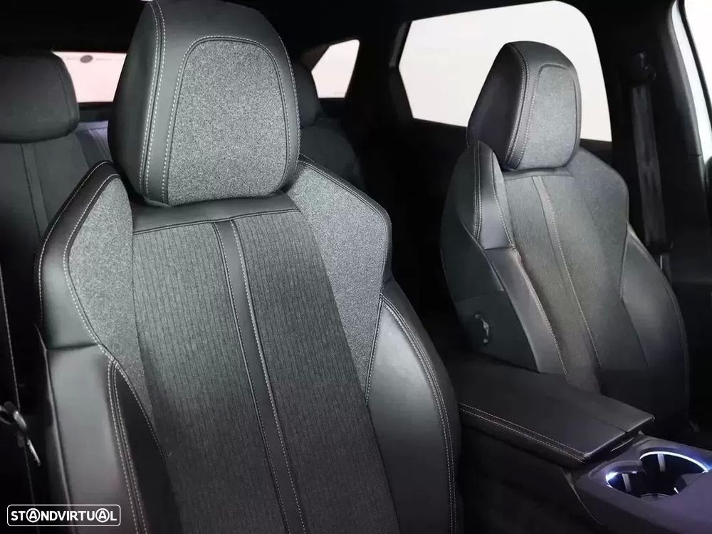 Peugeot 3008 1.6 BlueHDi GT Line EAT6 - 26