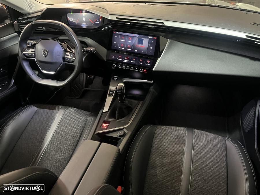 Peugeot 308 1.2 PureTech Allure Pack - 26