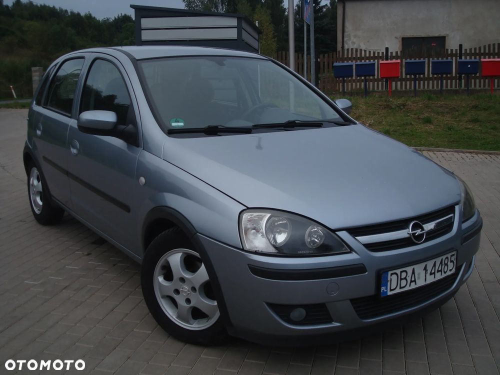 Opel Corsa 1.4 16V Cosmo - 1