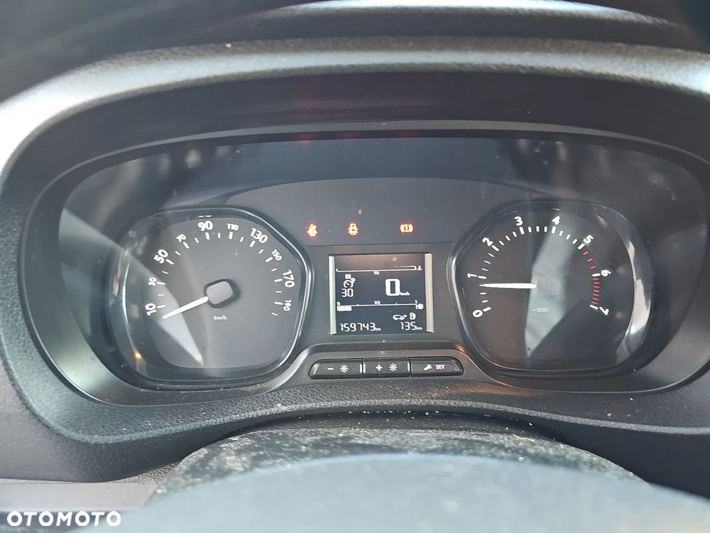 Citroën Jumpy Club XL - 13