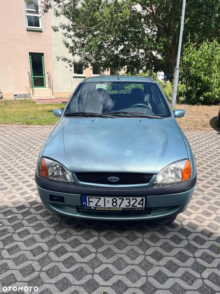 Ford Fiesta - 4