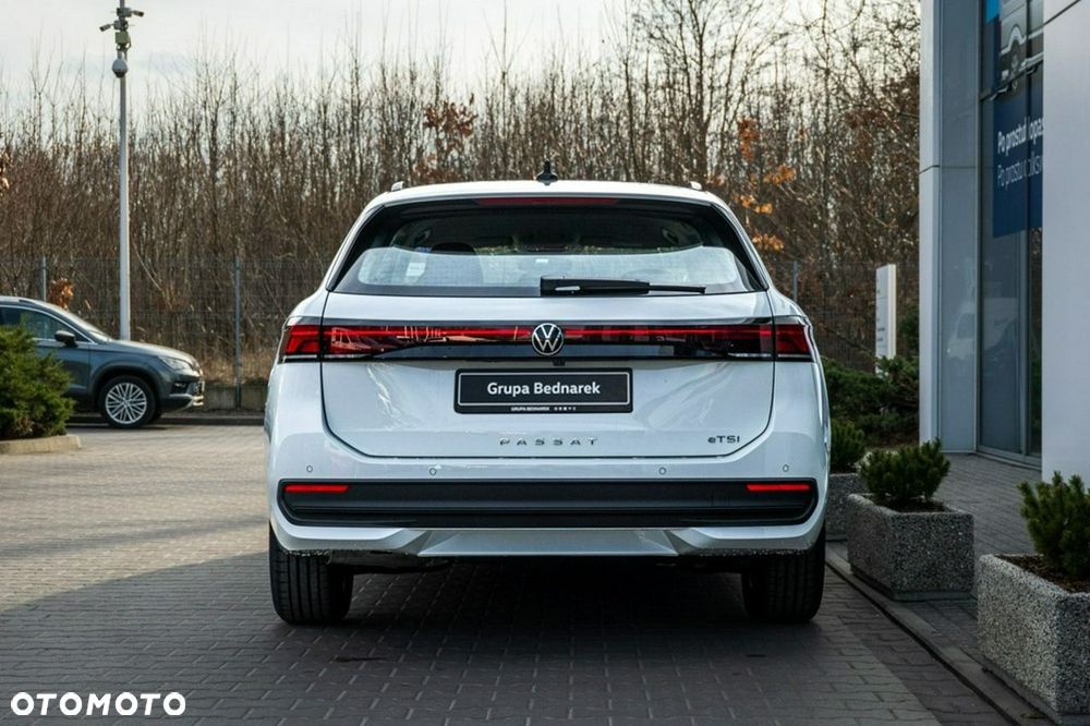 Volkswagen Passat Variant - 9