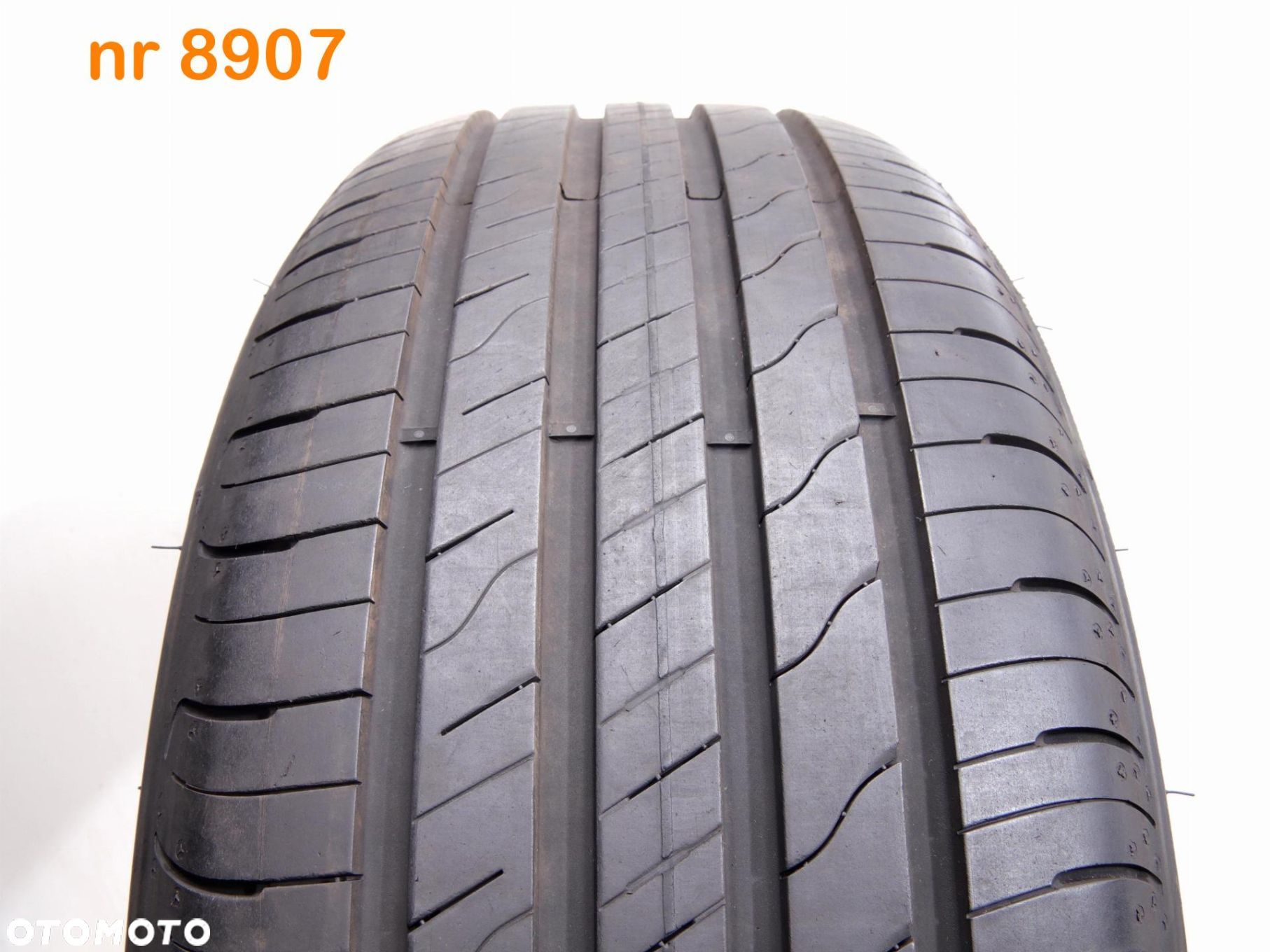 Goodyear Efficientgrip Performance 2 215/55 R17 - 1