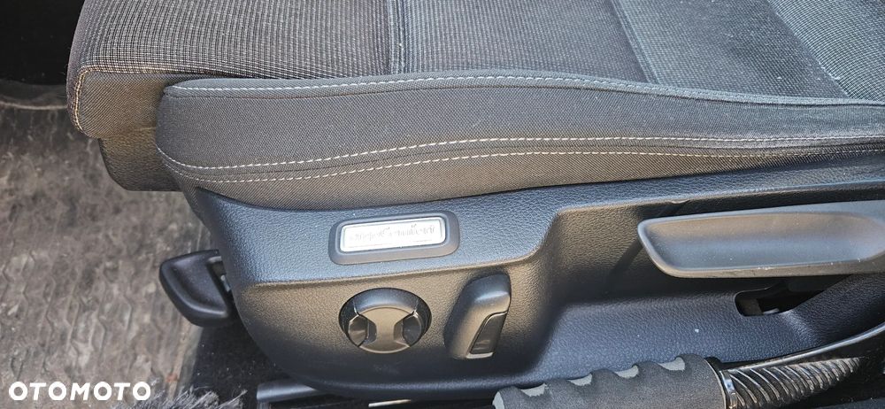 Volkswagen Passat 1.5 TSI EVO Comfortline - 10