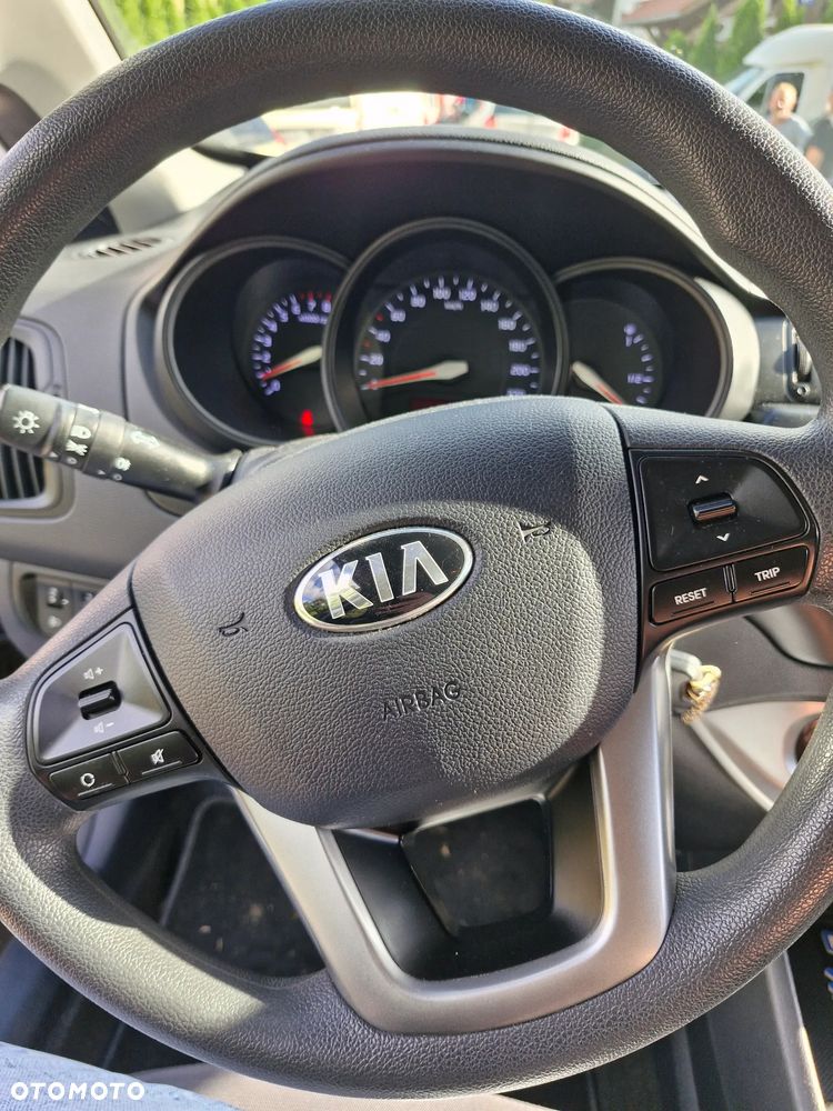 Kia Rio 1.2 Edition 7 - 14