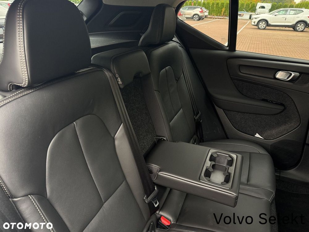 Volvo XC 40 - 28
