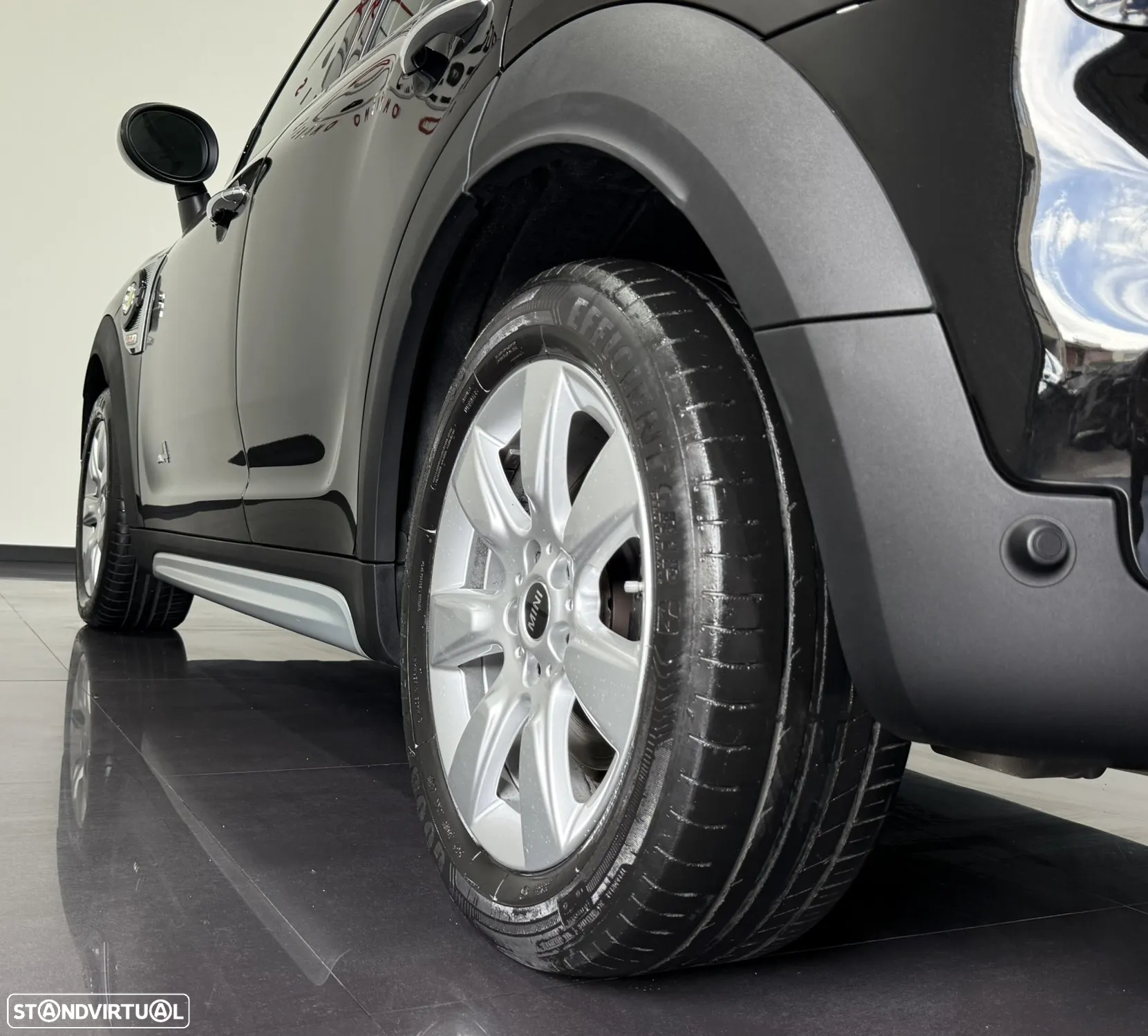 MINI Countryman Cooper SE ALL4 Auto - 52