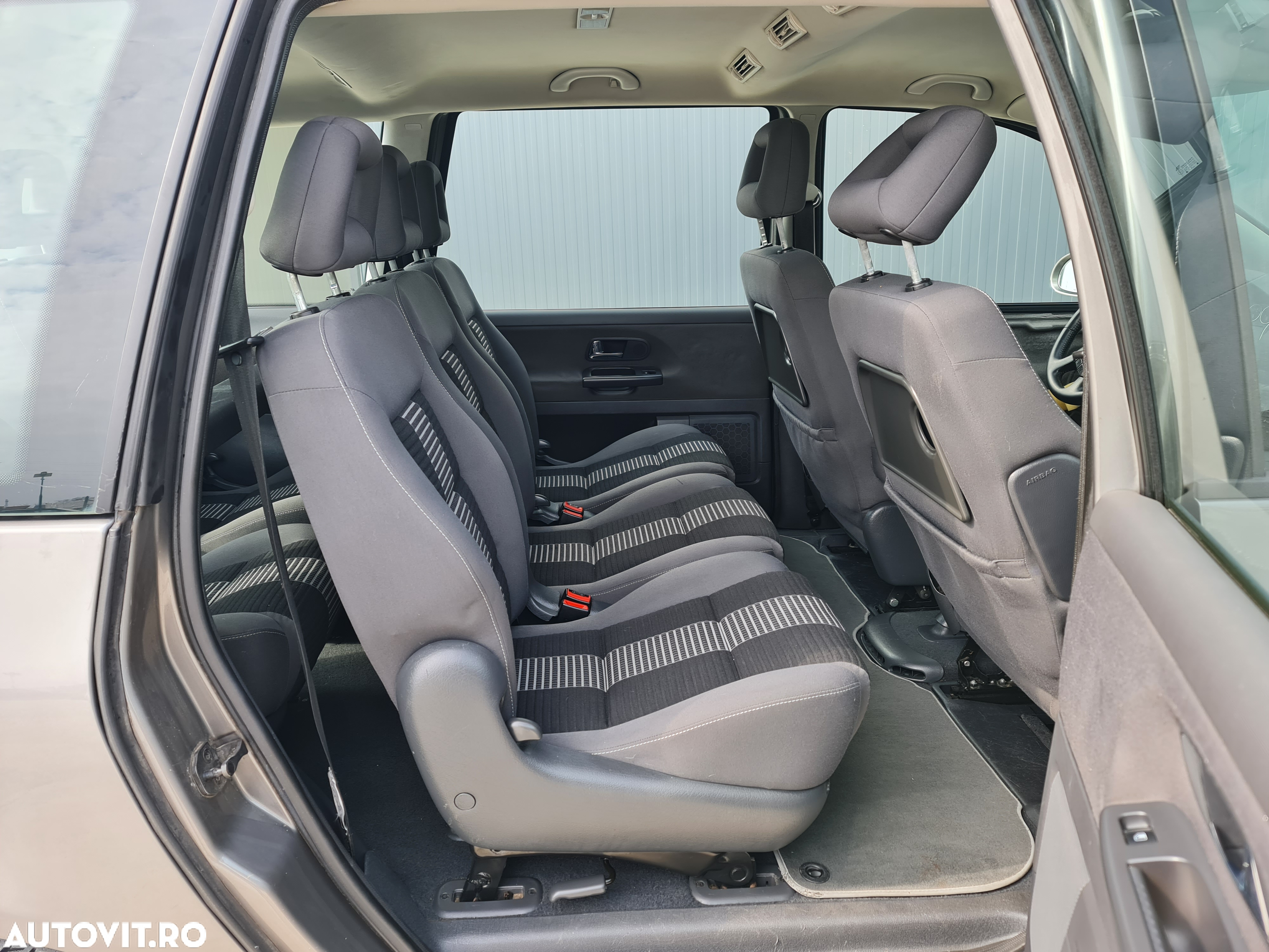 Volkswagen Sharan 2.0 TDI United - 8