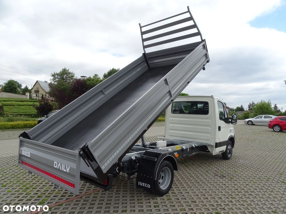 Iveco DAILY - 10