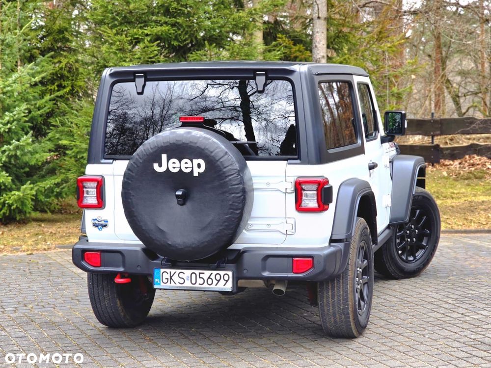 Jeep Wrangler - 3